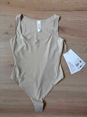 Lululemon Wundermost Square-Neck Bodysuit Nulu Thong Beige Cream XS NWT*B18